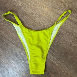 NWT PrettyLittleThing Olive Green High Hip Bikini Bottom